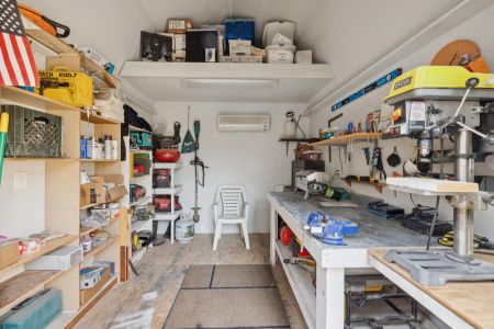Garage 1