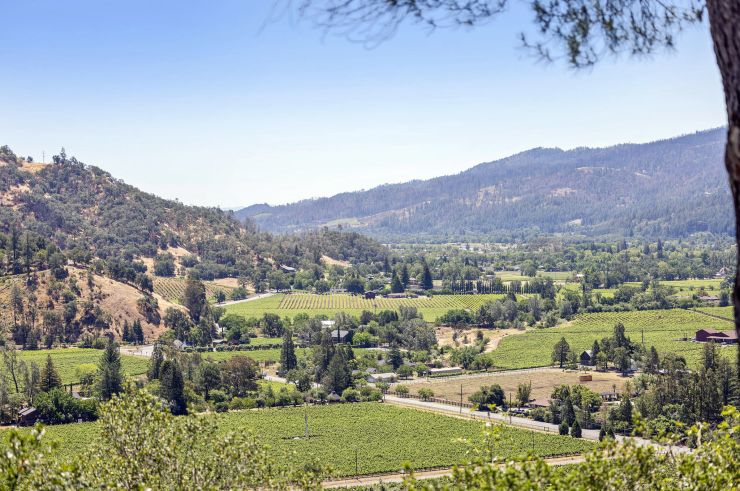 3307 Lake County Hwy,  Calistoga